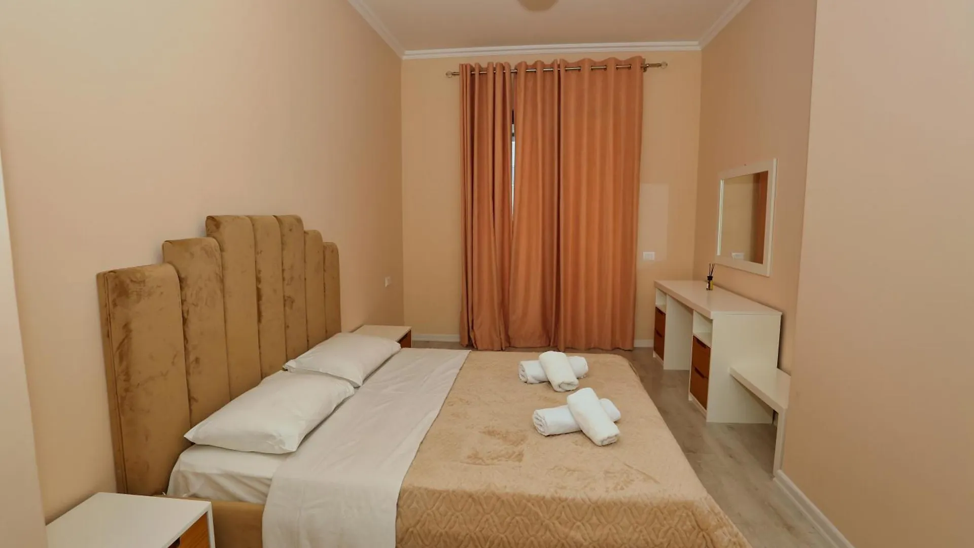 Luxury Apartment Square 21Tirana