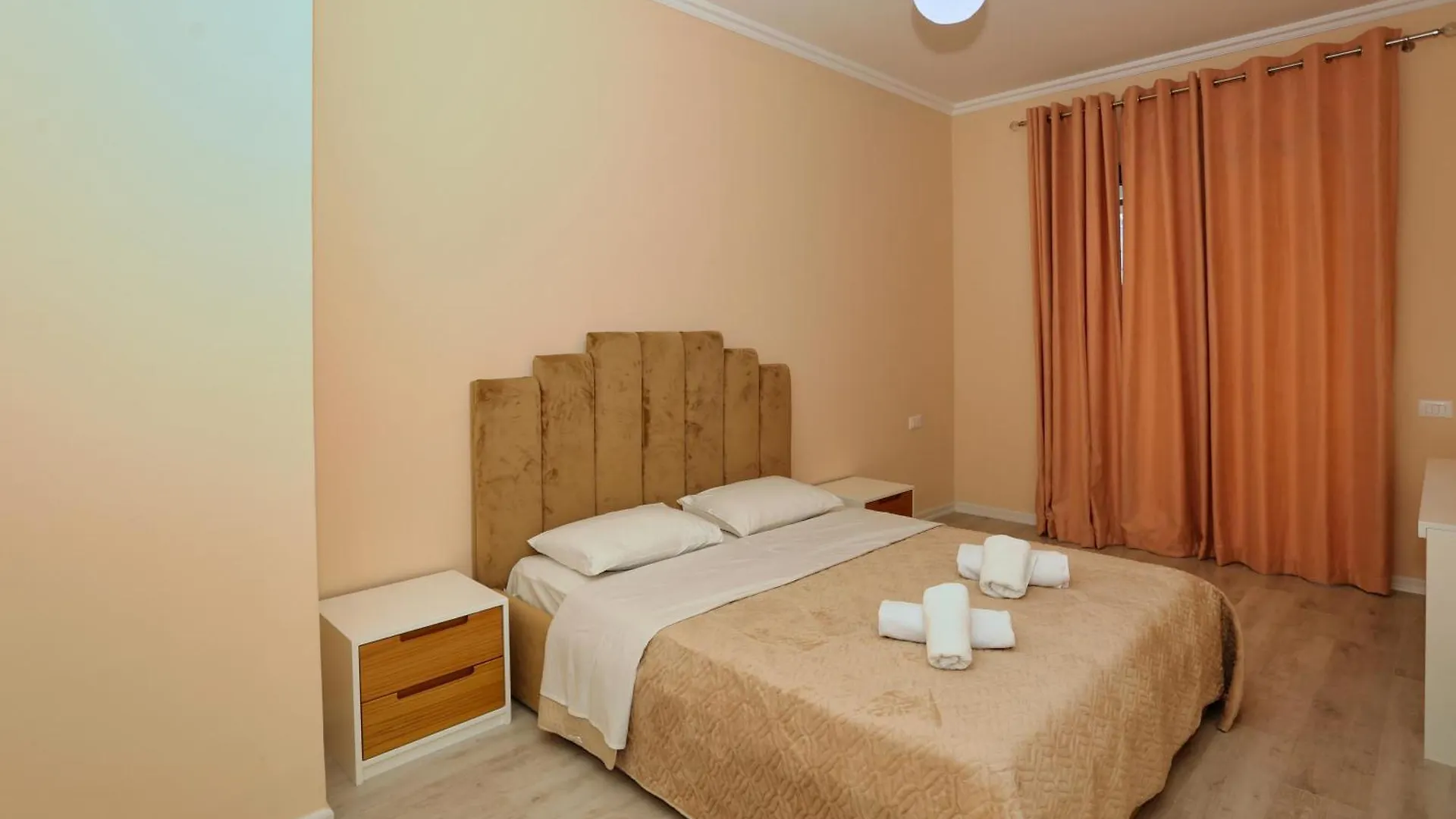 Luxury Apartment Square 21Tirana